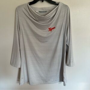 Women’s Cutter And Buck Embroidered Detroit Tigers Shirt Size XL 3/4 Sleeve‎